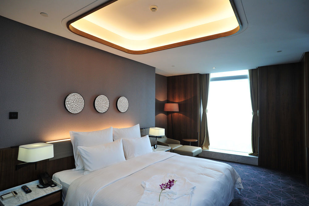 Chongqing The Lotus Hotel Eksteriør billede